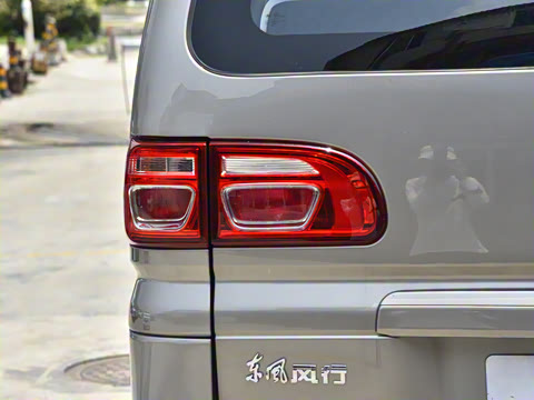 2025�� M5 1.6L ��������� 7��