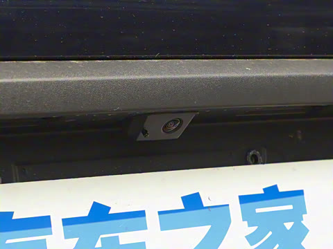 2022�� Macan 2.0T