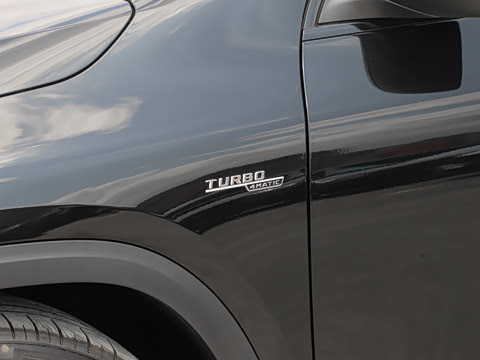 2022�� AMG GLA 35 4MATIC