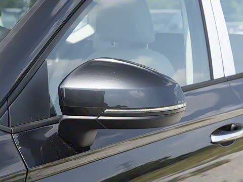 2025�� 300TSI ������°�