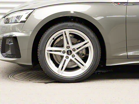 2025�� Sportback ��ذ� 40 TFSI ʱ�ж�����