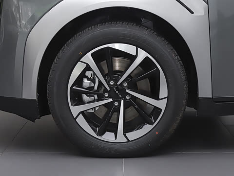 2025�� Plus 510 ������