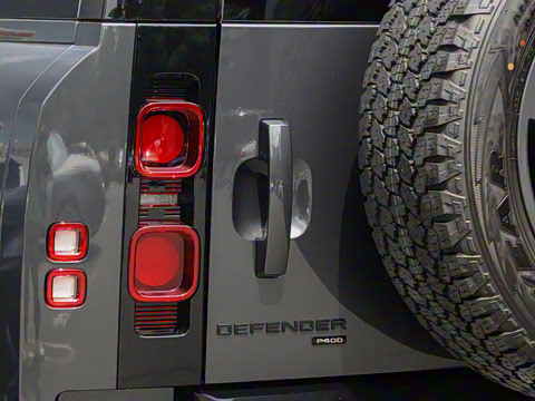 2023�� 110 3.0T P400 �����ر��