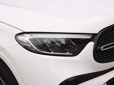 2025�� �Ŀ� GLC 260 4MATIC ����SUV