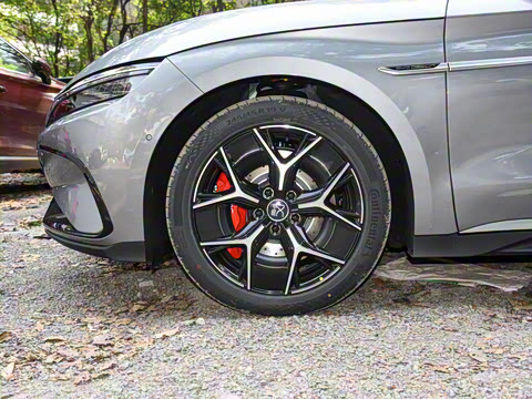 2022�� EV ������ 715KMǰ���콢��