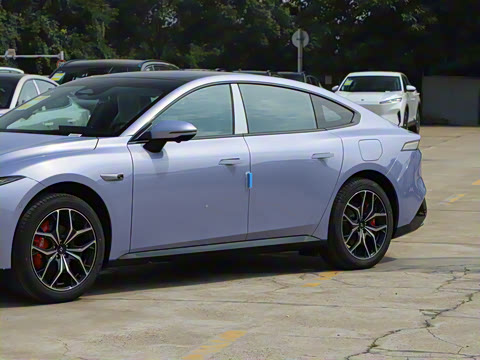 2025�� ���� 550Pro�캽��