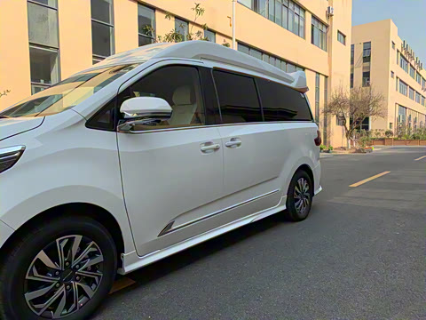 2022�� 2.0T ����ʿ �˼Ұ�