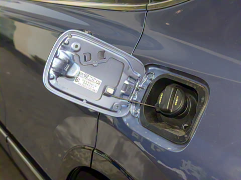 2022�� e:PHEV ������