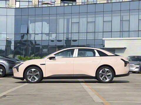 2025�� 515 ������ Plus