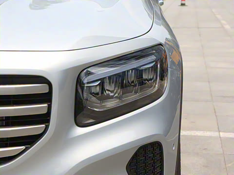 2025�� GLB 220 ʱ����