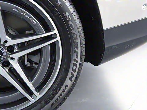 2022�� EQC 400 4MATIC