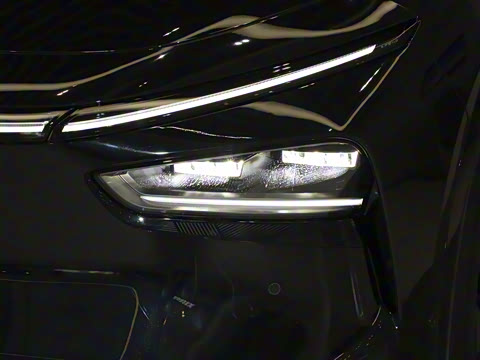 2025�� 702 �������� Max