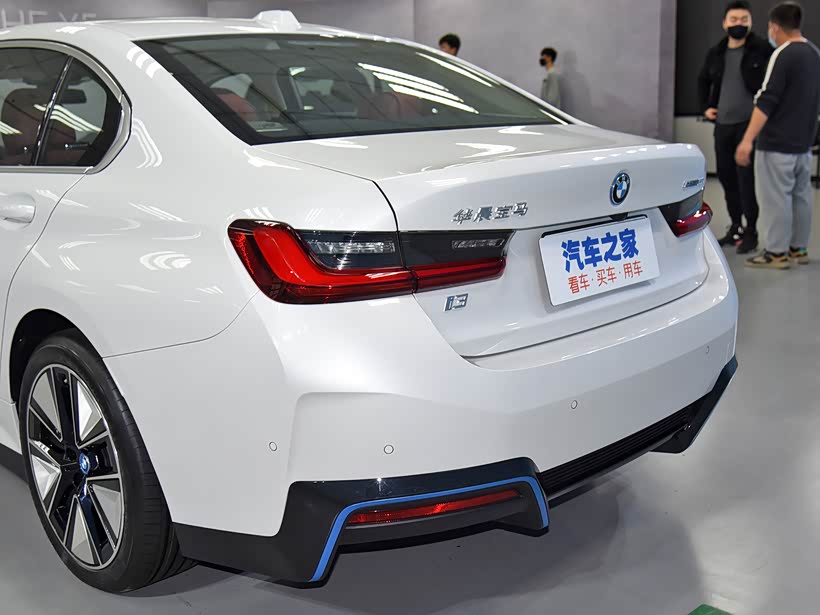 北京宝信行购宝马i3尊享0息金融方案