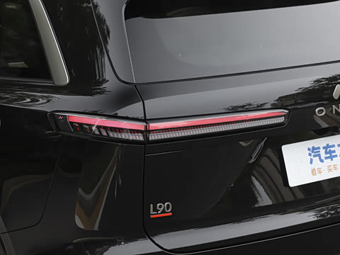 2025�� Ultra ������