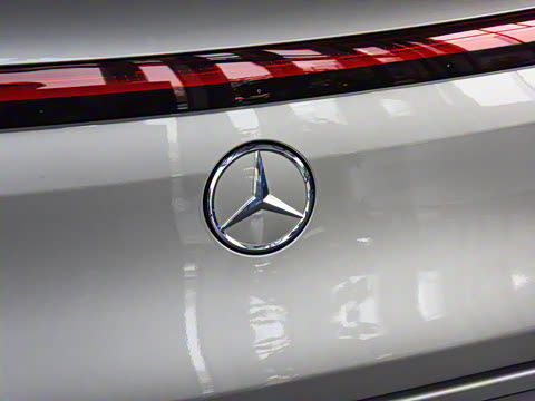 2022�� EQC 400 4MATIC