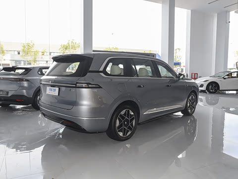 2025�� ����Ultra