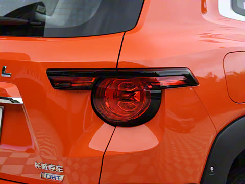 2023�� DHT-PHEV 105km �����Plus