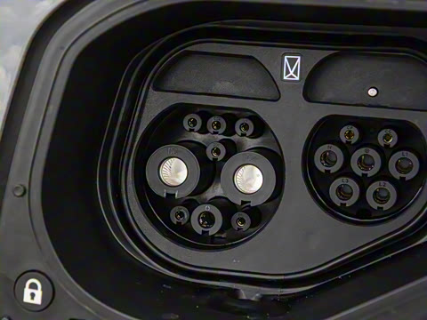 2025�� Max �����