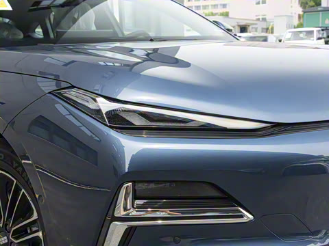 2025�� 130km EM-i ������