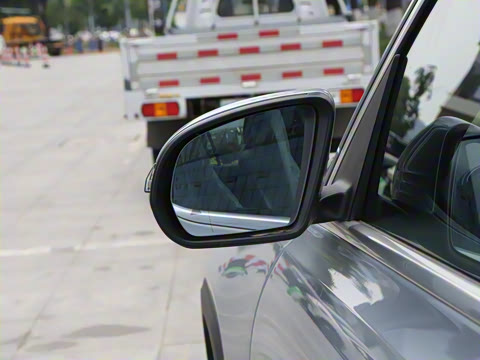 2025�� GLB 220 ʱ����