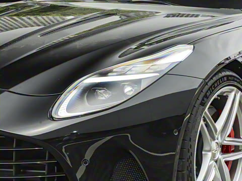 2025�� 4.0T V8 Coupe