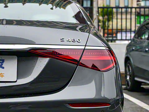 2025�� �Ŀ� S 480 4MATIC