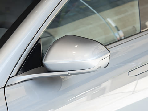 2025�� �ھ������ 75kWh Touring