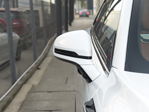 2022�� 650 ���ܰ�Pro