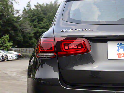 2022�� �Ŀ��� GLC 260 L 4MATIC ������