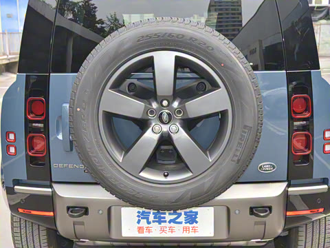 2023�� 110 3.0T P400 X-DYNAMIC HSE