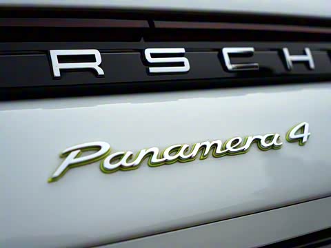 2017�� Panamera 4 E-Hybrid Sport Turismo 2.9T