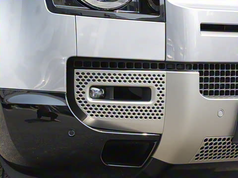 2023�� 110 3.0T P400 X-DYNAMIC HSE