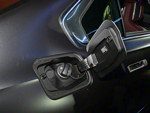 2023�� 740Li ������ M�˶���װ