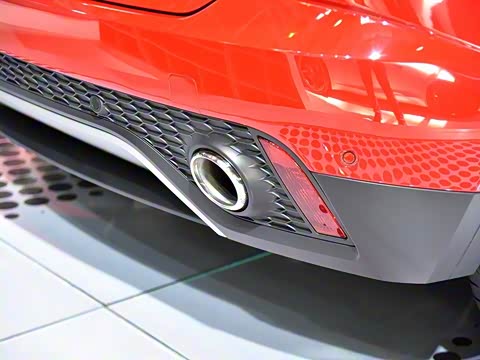 2018�� P200 �׷������� ��V