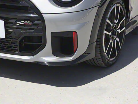 2025�� JOHN COOPER WORKS