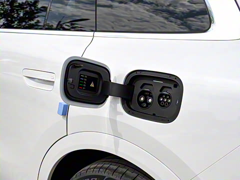 2025�� ���� Max�� 37kWh 6����