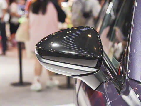 2026�� 2.0T �˶��� quattro