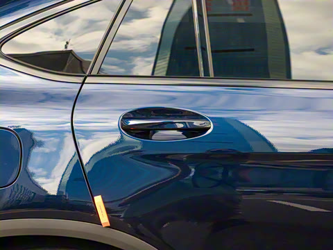 2023�� GLC 260 4MATIC ����SUV