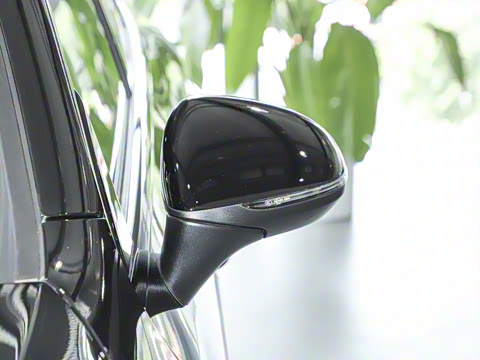 2025�� �Ŀ� GLC 300 4MATIC ����SUV