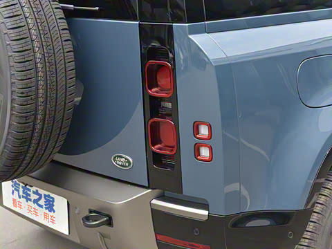 2023�� 110 3.0T P400 X-DYNAMIC HSE