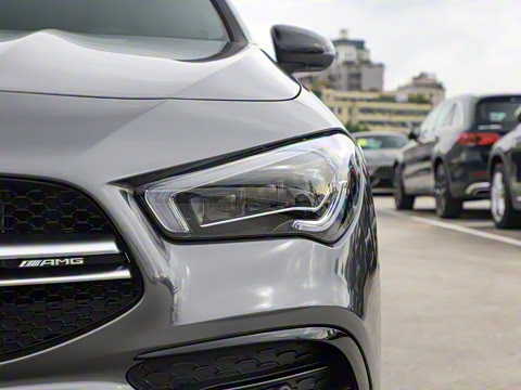 2023�� AMG CLA 35 4MATIC