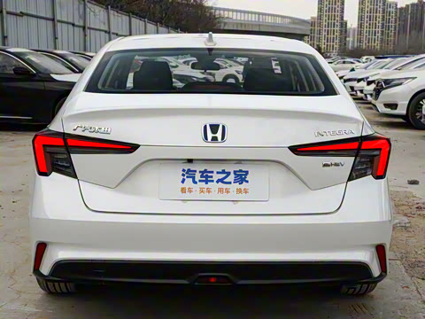 2023�� 2.0L e:HEV �񡤿Ƽ���