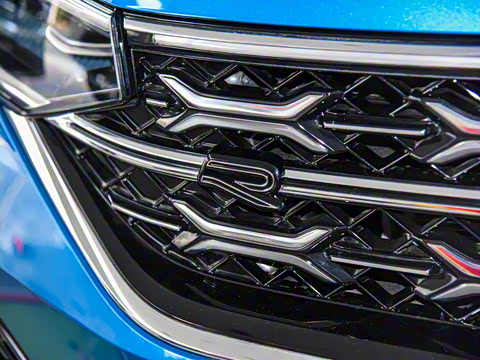 2023�� 330TSI �����콢�ǻ۰�