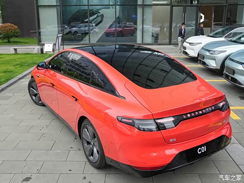 零跑c01性能续航空间都高于同价位的model3