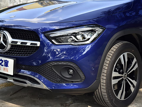 2020�� GLA 200