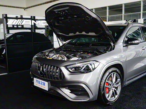 2025�� AMG GLA 35 4MATIC