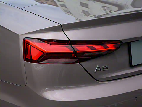 2023�� Cabriolet 40 TFSI ʱ�ж�����