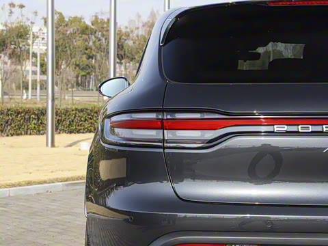 2022�� Macan S 2.9T