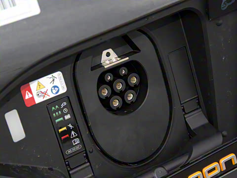 2021�� 50 quattro ������