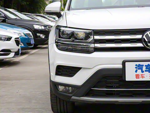 2022�� 330TSI �����콢��